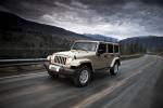 Jeep Wrangler Sahara Unlimited 2011 года